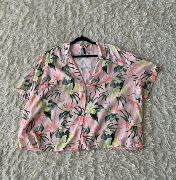 Blusa rosas rosada